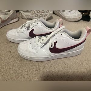 Size 7 pink nike air forces